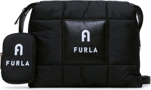 Czarna torebka Furla średnia na ramię w młodzieżowym stylu