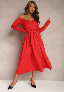 Czerwona sukienka Renee z długim rękawem midi rozkloszowana