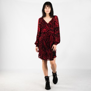 Czerwona sukienka ubierzsie.com z długim rękawem kopertowa mini
