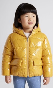 Żółta kurtka dziecięca Mayoral dla dziewczynek