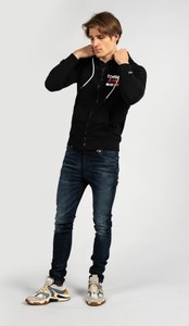 Czarna bluza ubierzsie.com w stylu casual