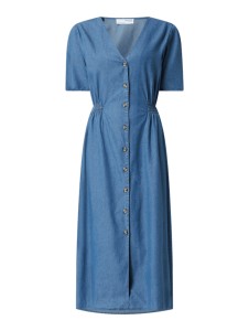 Niebieska sukienka Selected Femme maxi w stylu casual