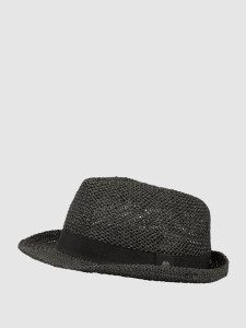 Czarna czapka Esprit