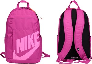 Różowy plecak Nike w sportowym stylu
