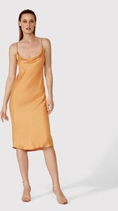Pomarańczowa sukienka Simple z dekoltem w kształcie litery v na ramiączkach midi