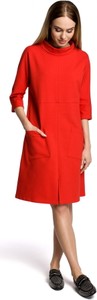 Czerwona sukienka MOE w stylu casual z okrągłym dekoltem midi