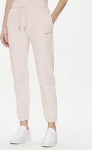 Różowe spodnie sportowe Tommy Hilfiger z dresówki w stylu casual