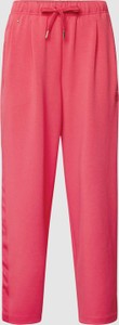 Różowe spodnie Tommy Hilfiger w sportowym stylu z dresówki