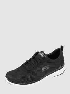 Czarne buty sportowe Skechers z tkaniny w sportowym stylu z płaską podeszwą