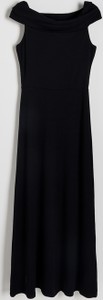 Czarna sukienka Reserved z bawełny rozkloszowana