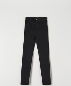 Czarne jeansy Sinsay z jeansu