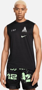 Czarny t-shirt Nike z krótkim rękawem z nadrukiem w sportowym stylu