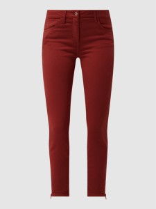 Czerwone jeansy Tom Tailor w street stylu