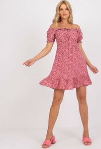 Różowa sukienka Rue Paris w stylu casual z krótkim rękawem