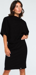 Czarna sukienka BeWear w stylu casual midi z okrągłym dekoltem