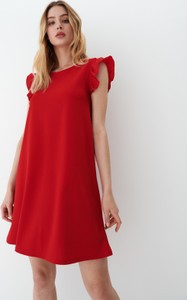 Czerwona sukienka Mohito w stylu casual z krótkim rękawem mini