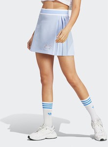 Niebieska spódnica Adidas w sportowym stylu