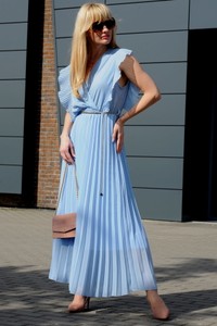 Niebieska sukienka MERRIBEL maxi w stylu klasycznym