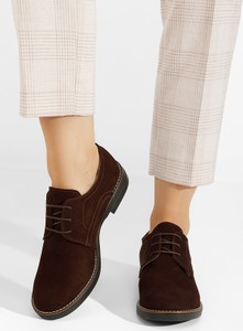 Brązowe półbuty Zapatos ze skóry w stylu casual z płaską podeszwą