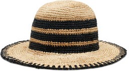 Czarna czapka Manebi