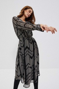 Sukienka Moodo.pl z szyfonu z dekoltem w kształcie litery v w stylu casual