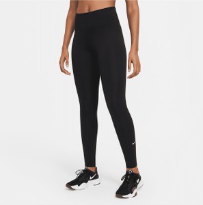 Czarne legginsy Nike w sportowym stylu