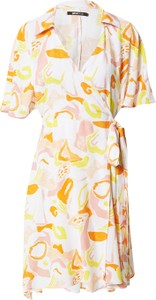 Sukienka Gina Tricot mini z dekoltem w kształcie litery v