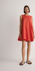 Czerwona sukienka Reserved mini bez rękawów z lnu