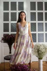 Sukienka Makover z tkaniny midi asymetryczna