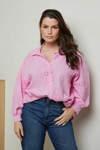Różowa koszula Curvy Lady z bawełny