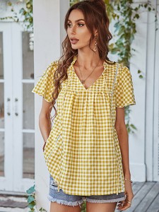 Żółta bluzka Pretty Summer z dekoltem w kształcie litery v w stylu casual