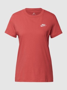 T-shirt Nike z bawełny z krótkim rękawem w sportowym stylu