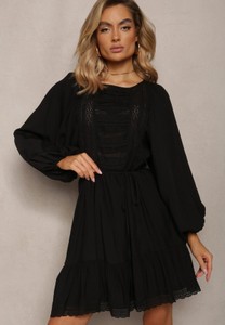 Czarna sukienka Renee w stylu boho mini z okrągłym dekoltem