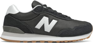 Czarne buty sportowe New Balance z zamszu sznurowane w sportowym stylu