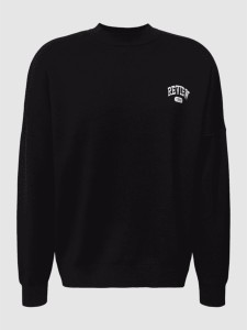 Czarny sweter Review w stylu casual z nadrukiem