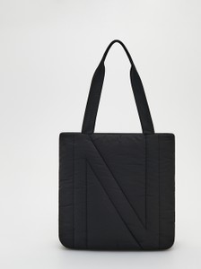 Czarna torebka Reserved na ramię lakierowana