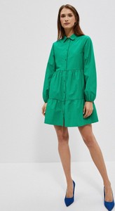 Zielona sukienka Moodo.pl koszulowa z długim rękawem mini