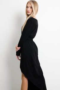 Sukienka Olika asymetryczna maxi z długim rękawem