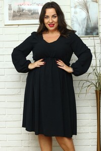 Czarna sukienka KARKO z długim rękawem mini w stylu casual