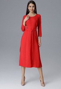 Czerwona sukienka Figl midi