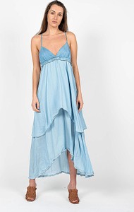 Niebieska sukienka ubierzsie.com na ramiączkach midi z dekoltem w kształcie litery v