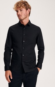 Czarna koszula Reserved w stylu casual z klasycznym kołnierzykiem