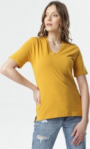 Żółta bluzka born2be w młodzieżowym stylu z okrągłym dekoltem