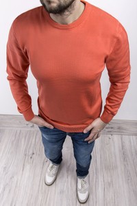 Czerwony sweter Risardi