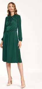 Zielona sukienka Nife midi z długim rękawem