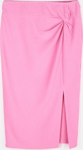 Różowa spódnica Gate midi w stylu casual
