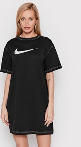 Sukienka Nike mini w sportowym stylu z okrągłym dekoltem