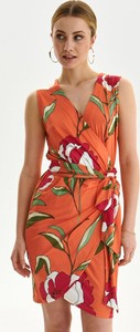 Pomarańczowa sukienka Top Secret z dekoltem w kształcie litery v w stylu casual na ramiączkach