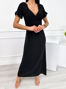Czarna sukienka ModnaKiecka.pl maxi z dekoltem w kształcie litery v z krótkim rękawem