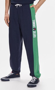 Spodnie sportowe Tommy Jeans w sportowym stylu z dresówki